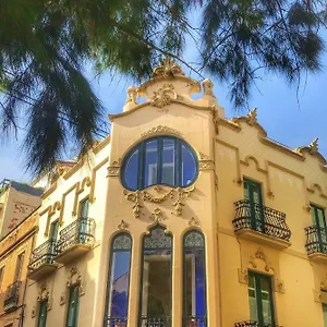 hotel-noucentista.catalonia-hotels.com/